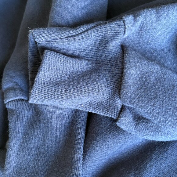 MC Energy Sportswear Women Sweatshirt Size L Crewneck Grandmas are Beary Special - Picture 9 of 13